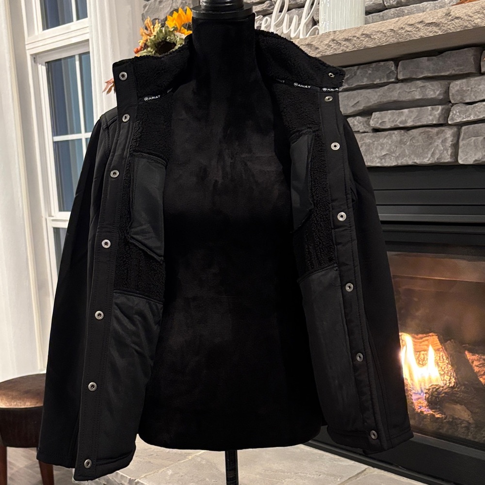 Ariat Women's Black Berber Back Jacket - Picture 3 of 13